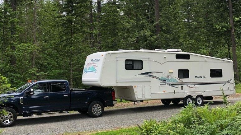 Should You Use Cruise Control When Towing a Travel Trailer