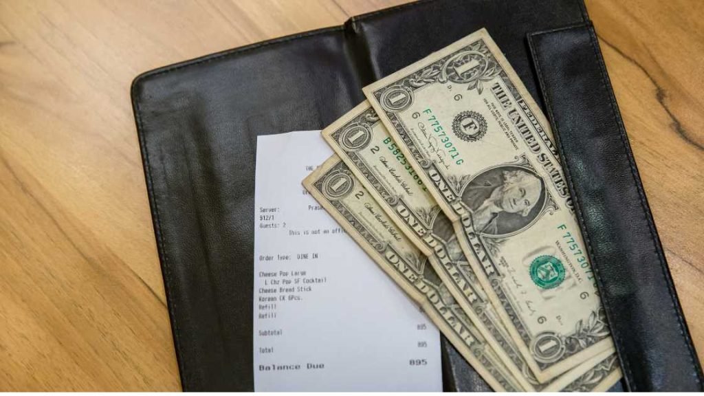 Cash Travel Tips You Shouldn't Ignore