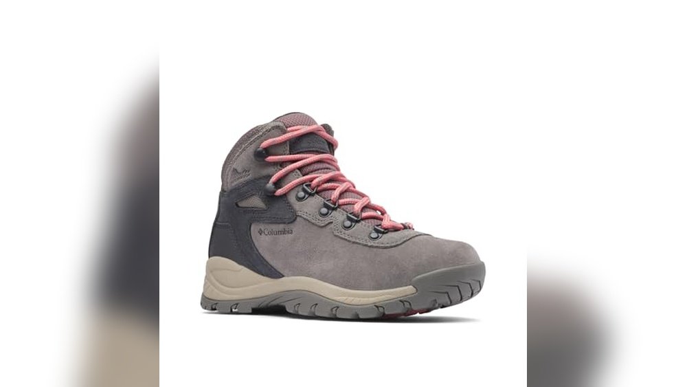Best Hiking Boots for Women With Plantar Fasciitis